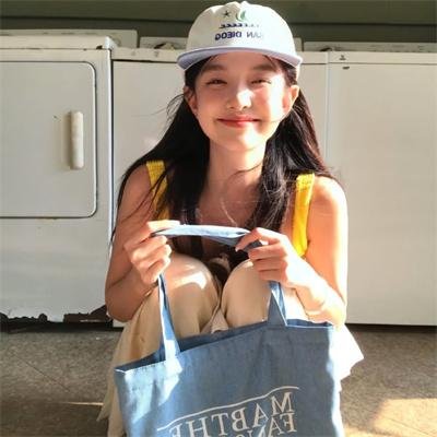 你比星光美丽